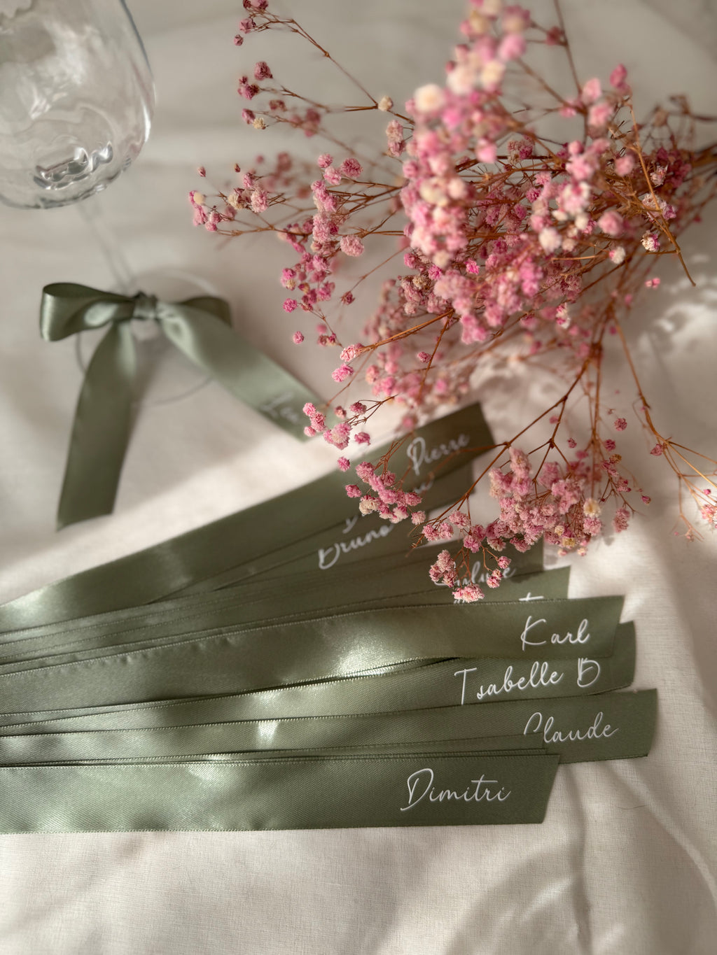 Ruban Satin Personnalisé Marque-Place – Mariage & Événement