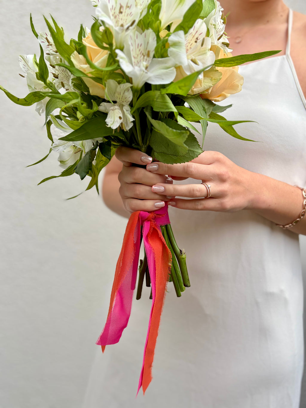 Ruban en mousseline de soie personnalisé pour bouquet de mariage